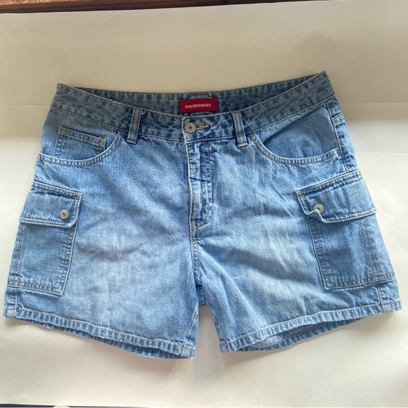 Vintage UnionBay denim shorts - Picture 1 of 9